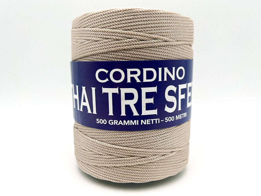Cordino Thai Tre Sfere 500g 500m Filato PP 1,8 mm per Uncinetto Borse Cestini Fai da Te Morbido Resistente Anti Groviglio - Beige